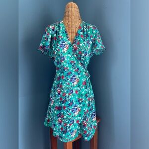 J Crew Floral Summer Wrap Dress. Size 2. Turquoise, red, blue & white. Polyester